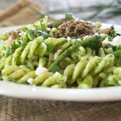 A Foraged Recipe: Garlic Mustard Pesto Pasta Topped with Fiddleheads and Morel Mushrooms