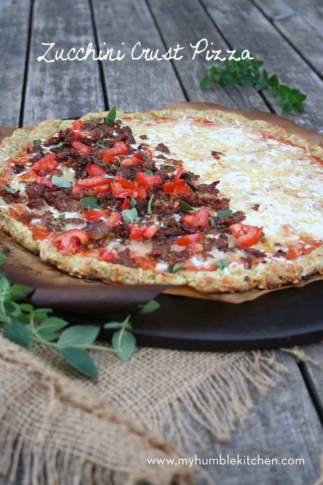 A melhor receita Zucchini Ever - Zucchini Crust Pizza | myhumblekitchen.com